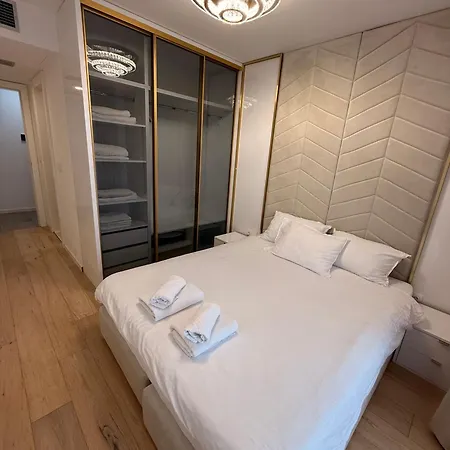 Apartment The Royal Nest Waves *