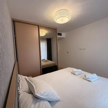 Apartment The Royal Nest Waves Sarajevo
