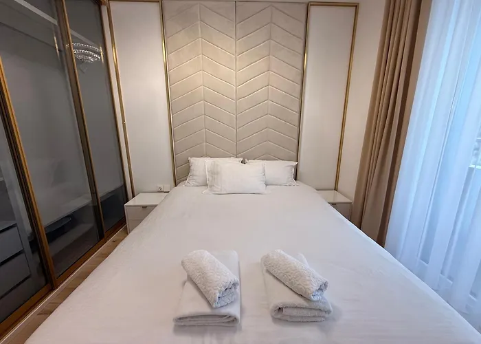 דירה The Royal Nest Waves סראייבו