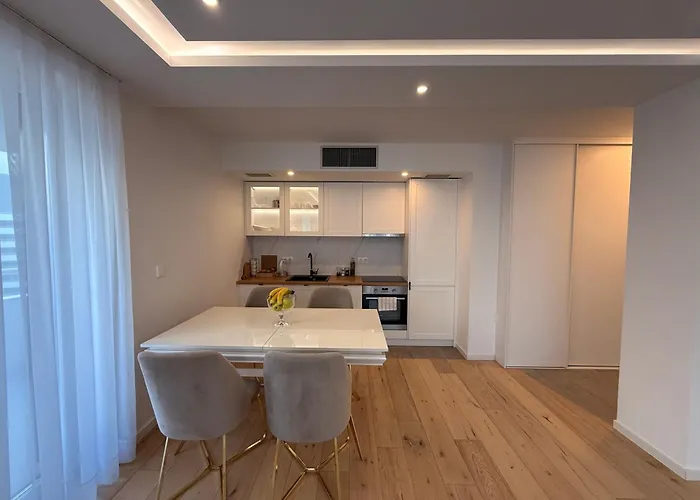 דירה The Royal Nest Waves סראייבו