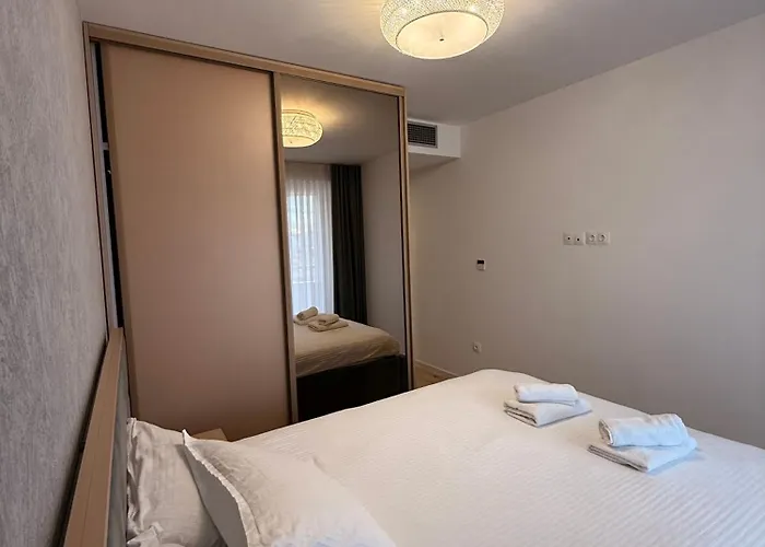 דירה The Royal Nest Waves סראייבו